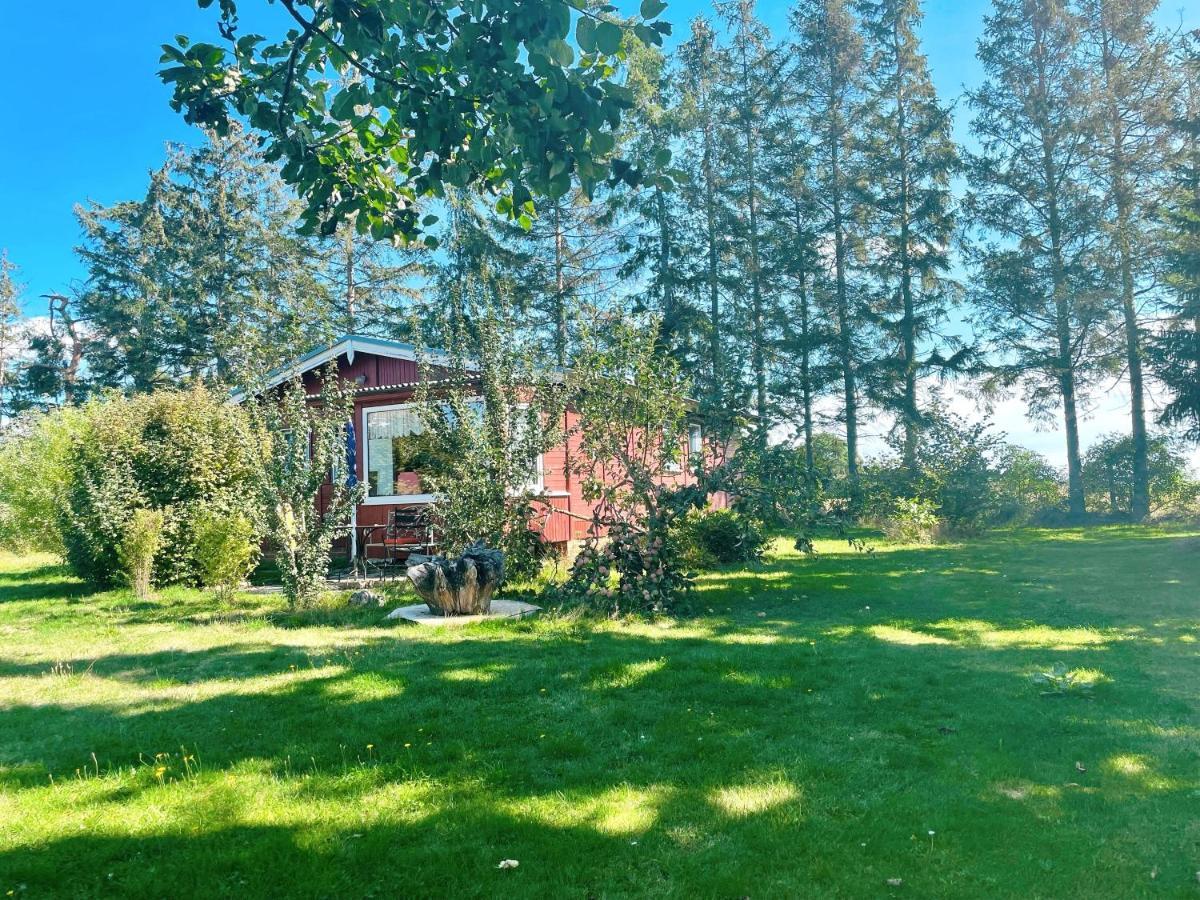 Landhaus Mit Pool, Bungalow In Der Natur Villa Hohenbollentin Exterior foto